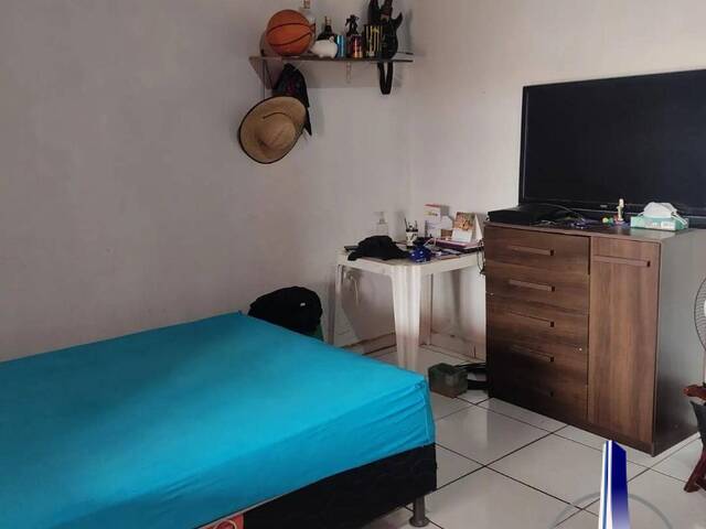 Casa para Venda em Cuiabá - 5