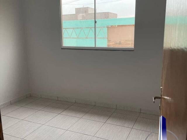 Casa para Venda em Várzea Grande - 5