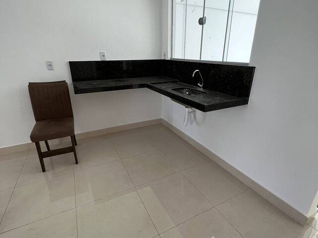 Casa para Venda em Cuiabá - 2