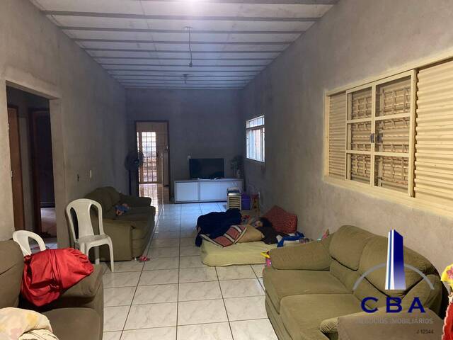 Casa para Venda em Cuiabá - 2