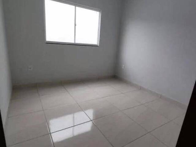 Casa para Venda em Várzea Grande - 5