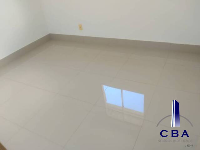 Apartamento para Venda em Cuiabá - 4