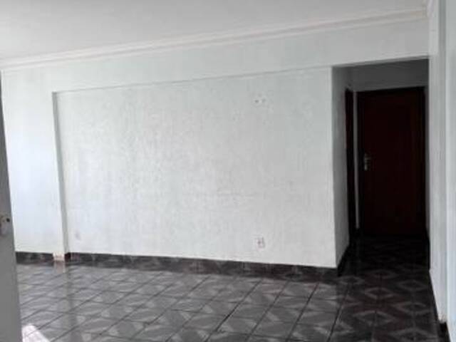 Apartamento para Venda em Cuiabá - 3