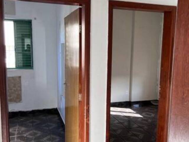 Apartamento para Venda em Cuiabá - 4