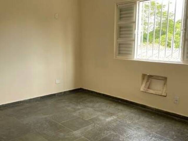 Apartamento para Venda em Cuiabá - 2