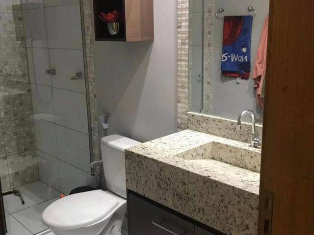 Casa para Venda em Várzea Grande - 5