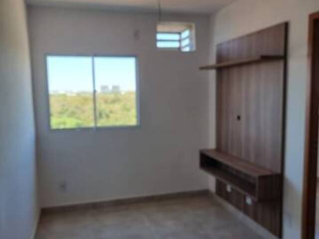 Apartamento para Venda em Cuiabá - 3