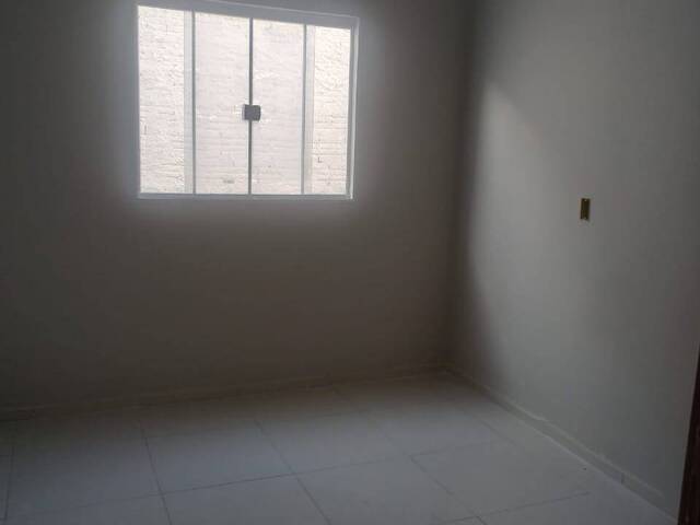 Casa para Venda em Goiânia - 4