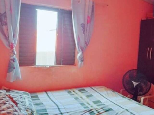 Casa para Venda em Cuiabá - 2