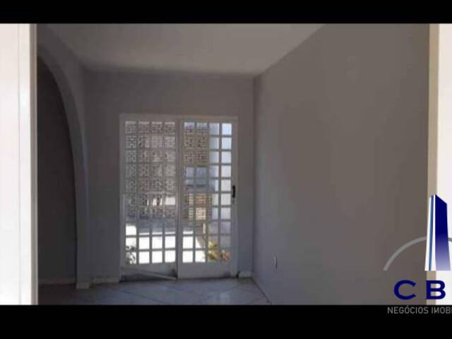 Casa para Venda em Cuiabá - 3