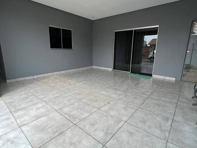 Casa para Venda em Cuiabá - 2