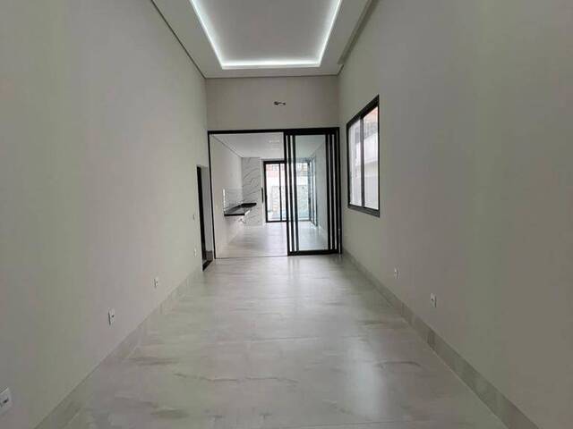 Casa para Venda em Cuiabá - 4