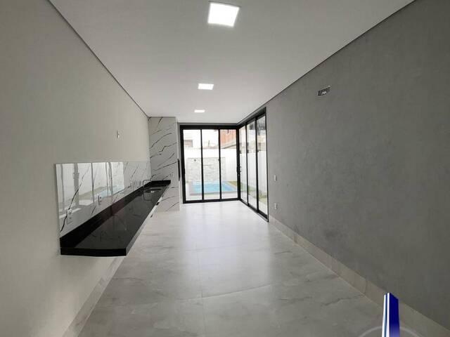 Casa para Venda em Cuiabá - 5