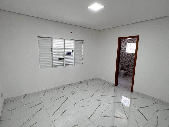 Casa para Venda em Cuiabá - 4