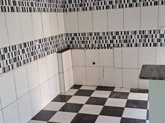 Casa para Venda em Várzea Grande - 3