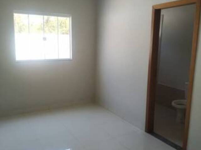 Casa para Venda em Cuiabá - 3