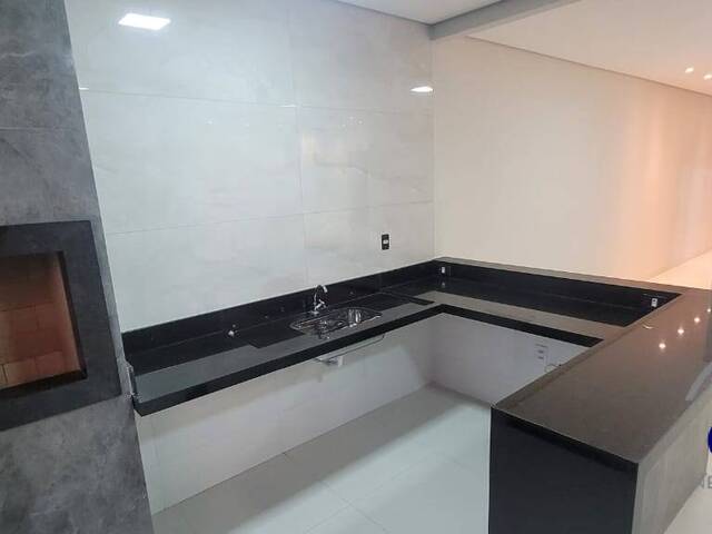 Casa para Venda em Cuiabá - 4