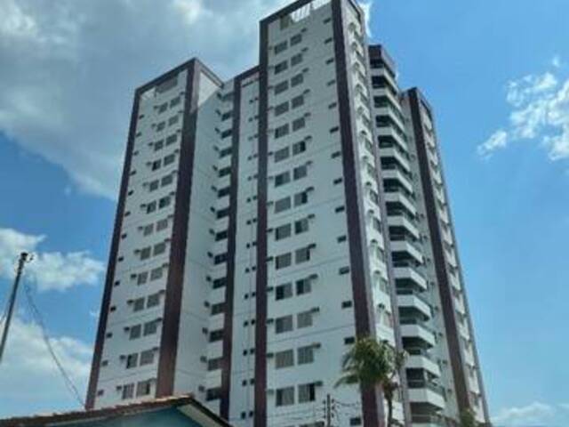 Apartamento para Venda em Várzea Grande - 2