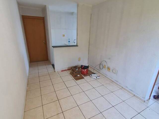 Apartamento para Venda em Várzea Grande - 4