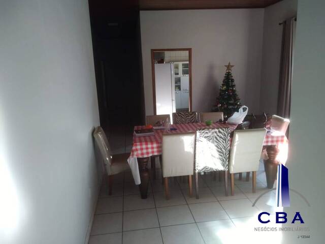 Casa para Venda em Cuiabá - 5