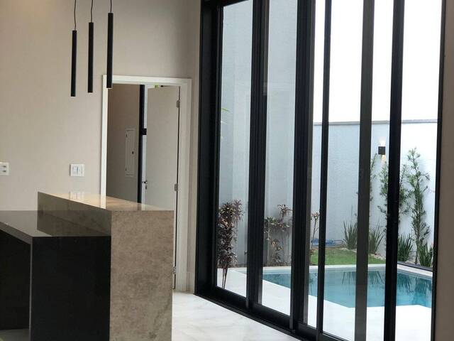 Casa para Venda em Cuiabá - 3