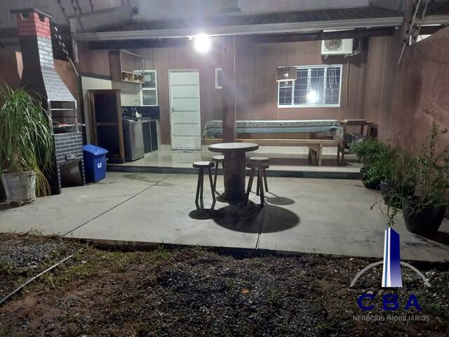 Casa para Venda em Várzea Grande - 2