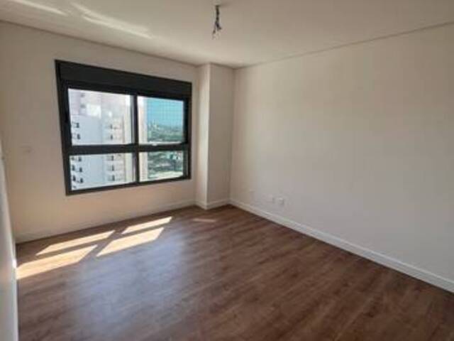 Apartamento para Venda em Cuiabá - 2