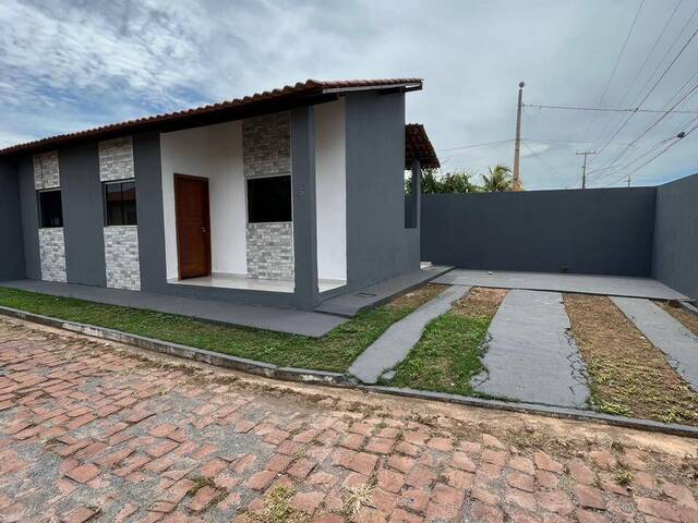 Casa para Venda em Várzea Grande - 2