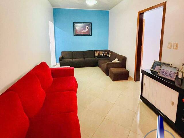 Casa para Venda em Cuiabá - 2