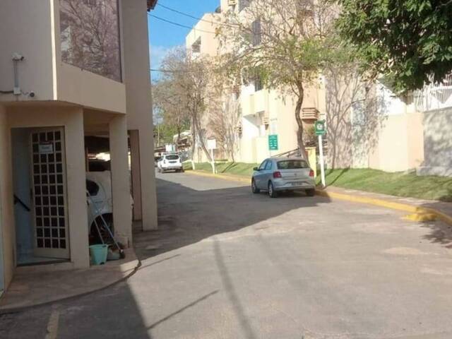 Apartamento para Venda em Cuiabá - 3