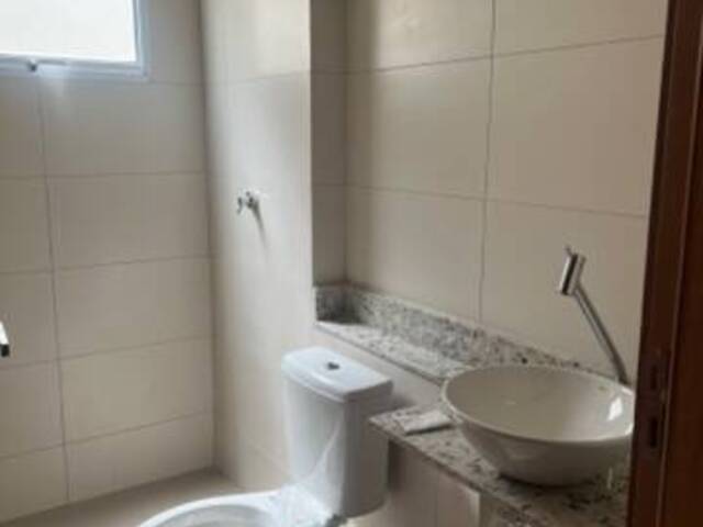 Casa para Venda em Cuiabá - 2