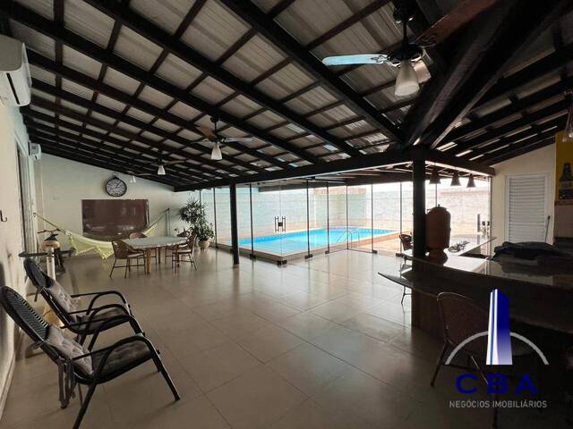 Casa para Venda em Cuiabá - 2
