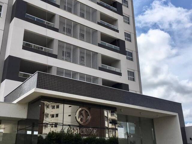 Apartamento para Venda em Cuiabá - 2