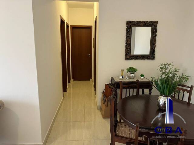 Apartamento para Venda em Cuiabá - 2