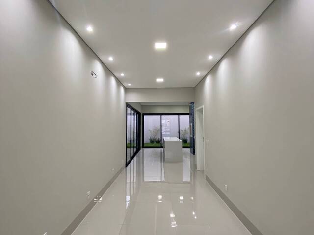 Casa para Venda em Cuiabá - 5