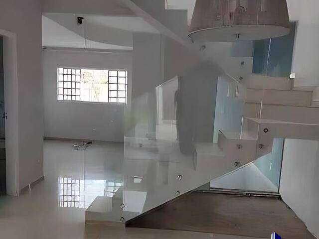 Casa para Venda em Cuiabá - 3