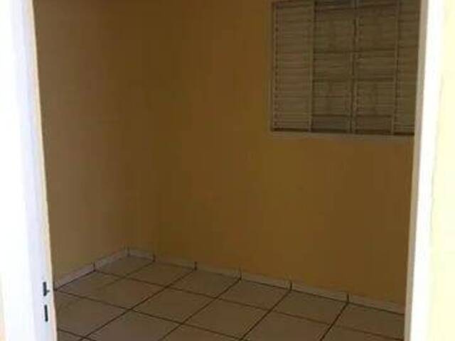 Casa para Venda em Várzea Grande - 5