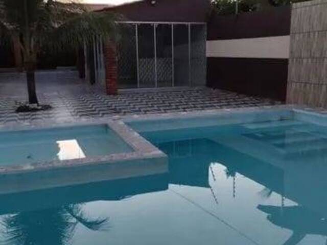 Casa para Venda em Várzea Grande - 2