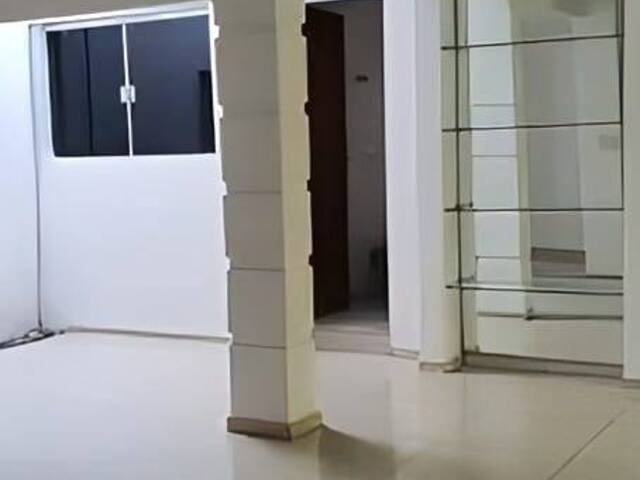 Casa para Venda em Cuiabá - 2