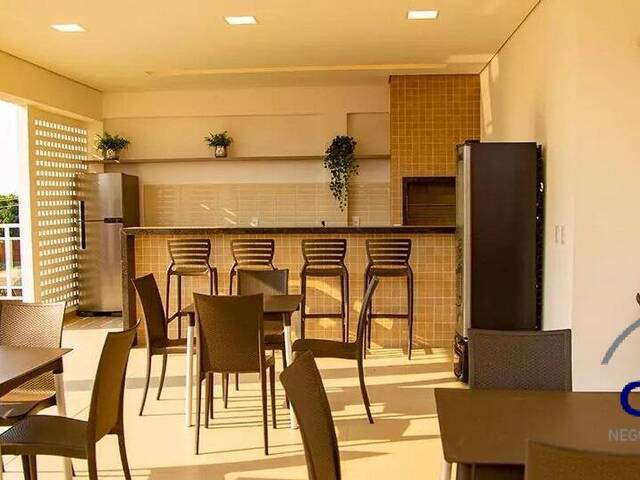 Apartamento para Venda em Cuiabá - 2