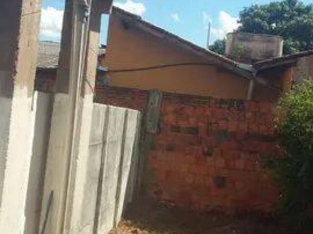 Casa para Venda em Cuiabá - 2