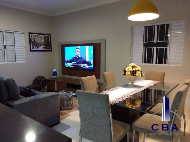 Casa para Venda em Cuiabá - 2