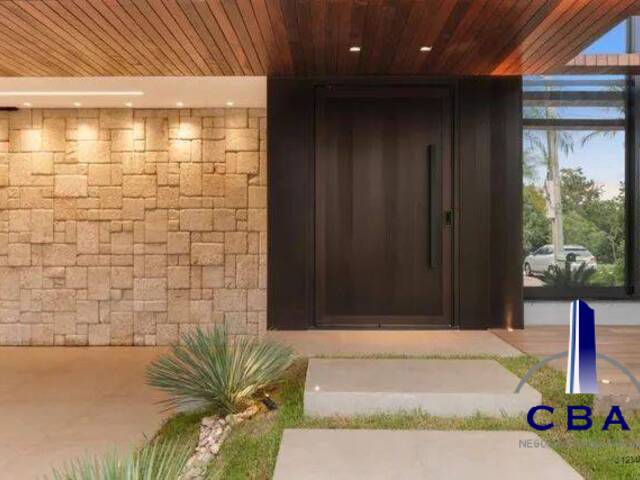 Casa para Venda em Cuiabá - 2