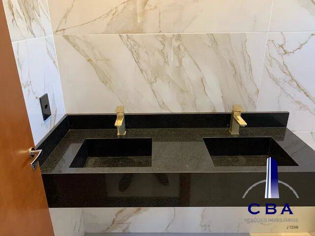 Casa para Venda em Cuiabá - 5