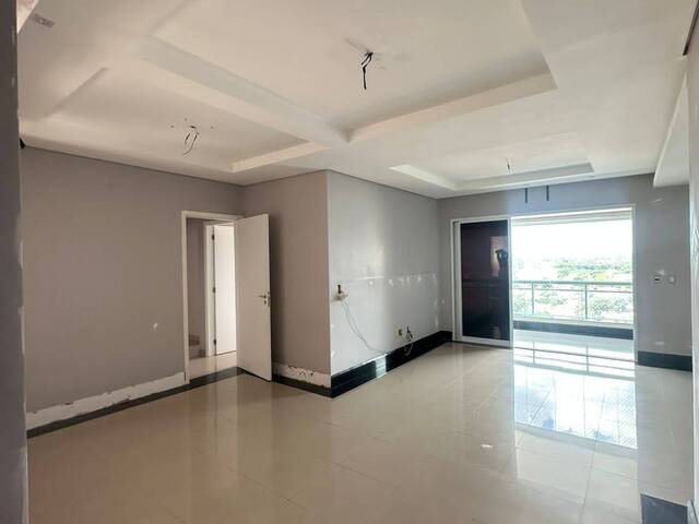 Apartamento para Venda em Cuiabá - 5