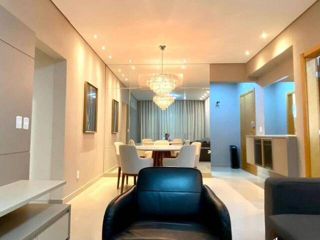 Apartamento para Venda em Cuiabá - 2