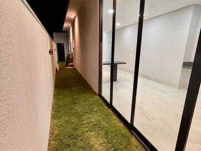 Apartamento para Venda em Cuiabá - 4