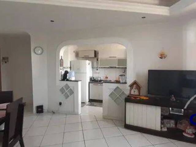 Apartamento para Venda em Cuiabá - 2