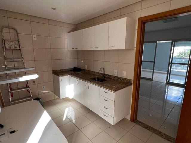 Apartamento para Venda em Cuiabá - 4