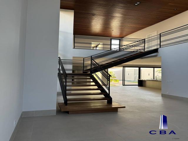 Sobrado para Venda em Cuiabá - 5